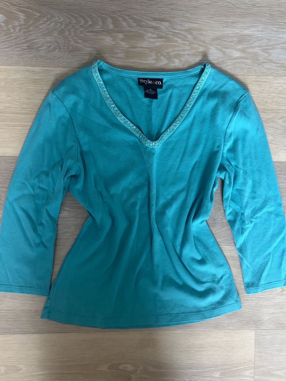 Style & Co Turquoise Beaded V Neck 3/4 Sleeve Top M